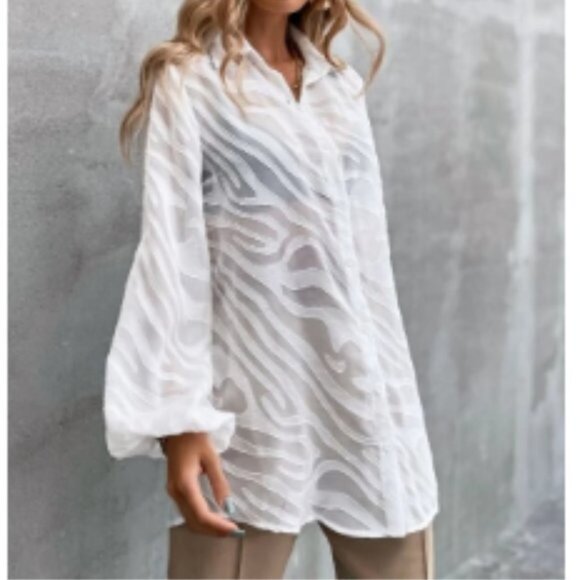 Source Unknown Tops - NWOT Zebra Print Semi Sheer Tunic Bishop Sleeve Size Lg